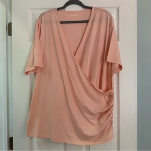 2X creamy soft pink wrap tee w/ ruching at waist